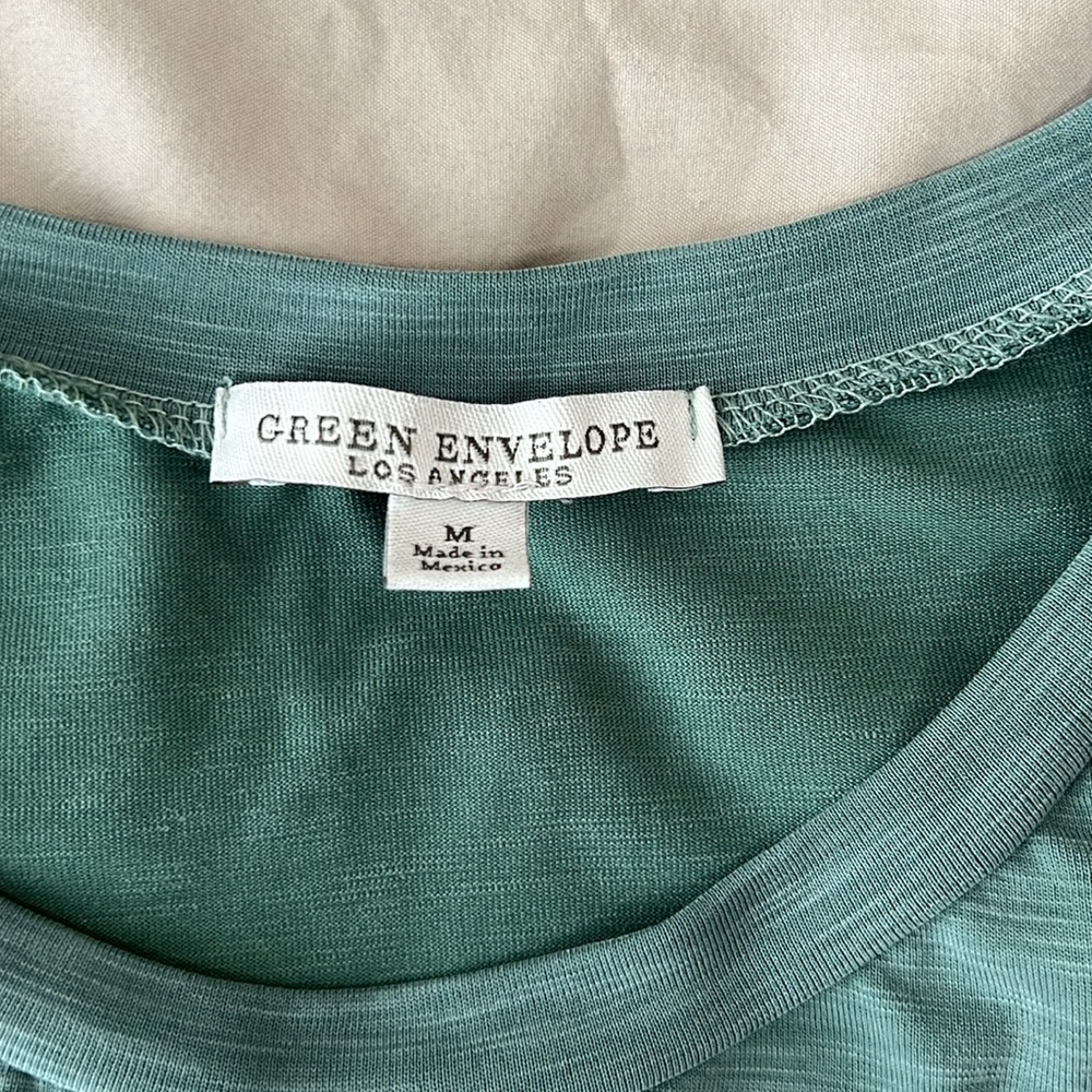 GREEN ENVELOPE TOP - Picture 2 of 3